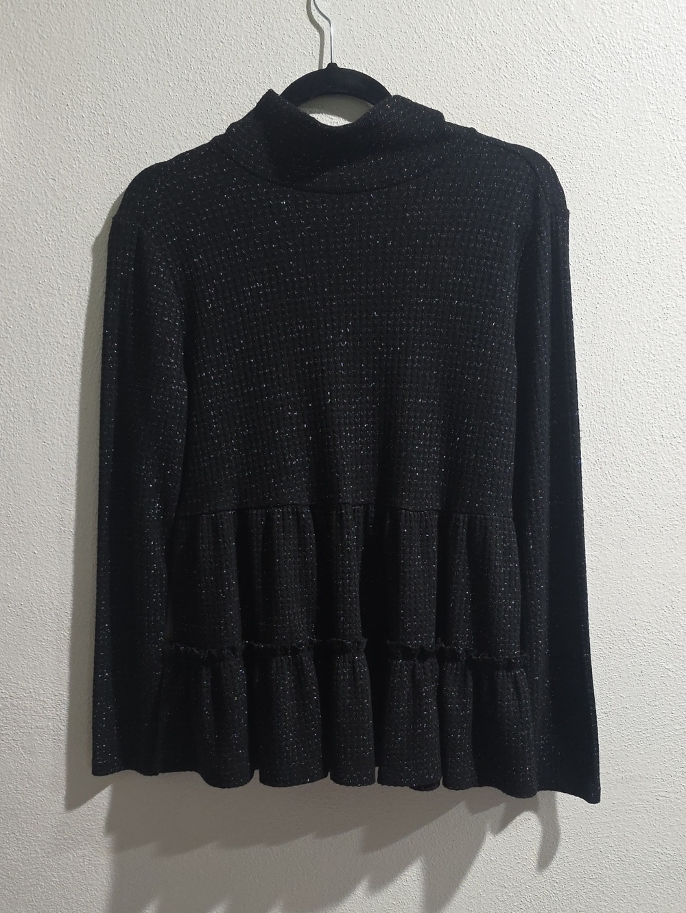 Lauren Conrad Thermal Weave Tiered Mock Neck Top With Silver Sparkle
